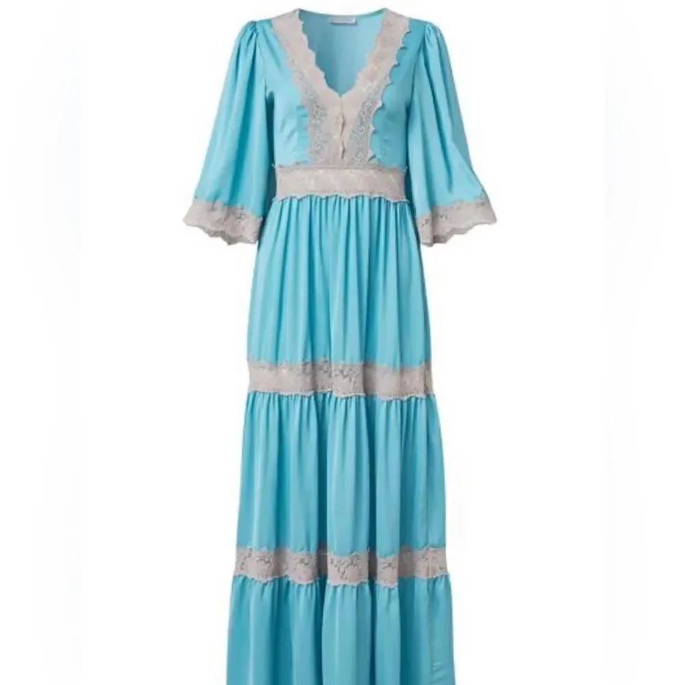 NWOT Venus Bohemian Lace Flutter Sleeve Maxi Dress NWOT